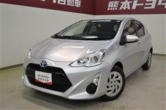 トヨタ　アクア S スタイルブラック