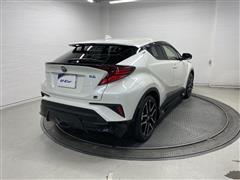 C-HR S GRスポーツ