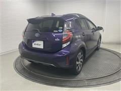 アクア クロスオーバー