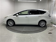 プリウスアルファ Sチューンブラック