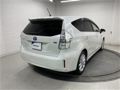 プリウスアルファ Sチューンブラック