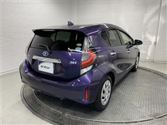 アクア Sスタイルブラック