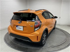 アクア クロスオーバー