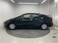 プリウス Sセーフティプラス2