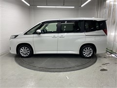 ノア ハイブリッド Z