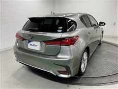 CT200h バージョンL