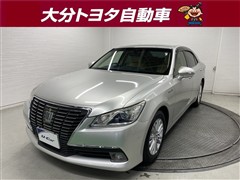 トヨタ クラウンHV ロイヤルサルーン