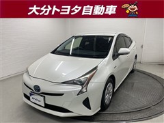 プリウス S