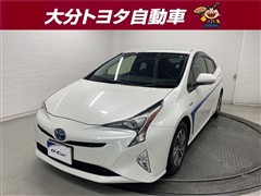 トヨタ プリウス Sセーフティプラス