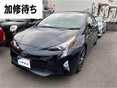 トヨタ プリウス S