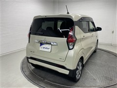eKクロス EV G
