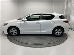 CT200h