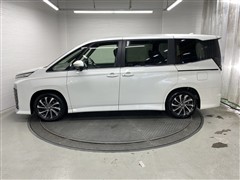 ヴォクシー ハイブリッド S-Z