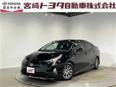 トヨタ プリウス Sセーフティプラス
