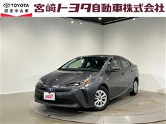 トヨタ プリウス S