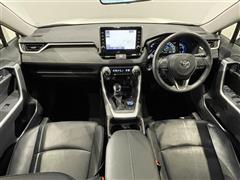 RAV4 ハイブリッドG