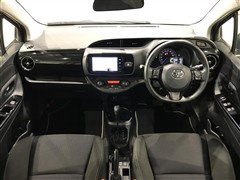 ヴィッツ HV Fセーフティエディシ