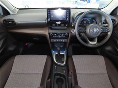 ヤリスクロス Z