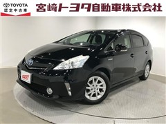 プリウスアルファ S