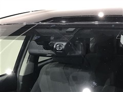 プリウスアルファ S