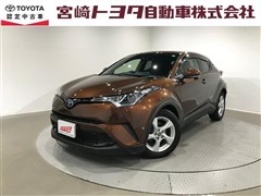 トヨタ C-HR S