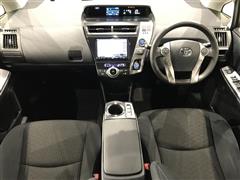 プリウスアルファ S