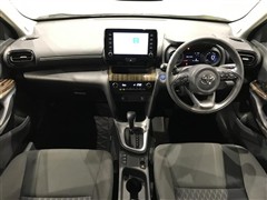 ヤリスクロス ハイブリッド G