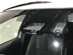 アクア クロスオーバー グラム