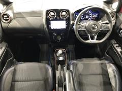 ノート e-パワー メダリスト ブ