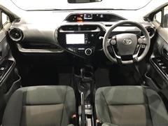 アクア S スタイルブラック