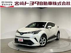 トヨタ C-HR ハイブリッドS