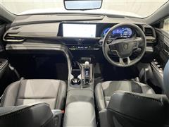 クラウン スポーツ Z