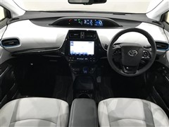 プリウス A プレミアム