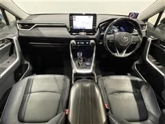 RAV4 ハイブリッドG
