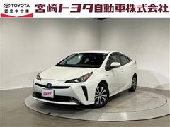 トヨタ プリウス A
