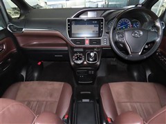 エスクァイア HV Gi プレミアムP