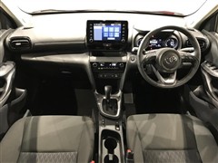 ヤリスクロス G