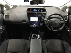 プリウスアルファSチューンブラック2