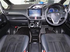 エスクァイアHV GIプレミアムBLテ