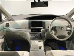エスティマハイブリッド X