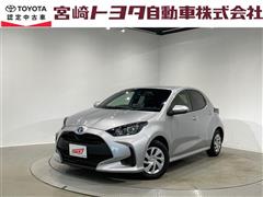 トヨタ ヤリス ハイブリッド X