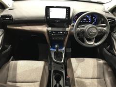 ヤリスクロス Z