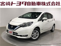 日産　ノート e-パワー メダリスト