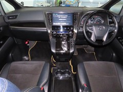 ヴェルファイア Z A GLDアイズ