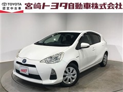 トヨタ アクア G