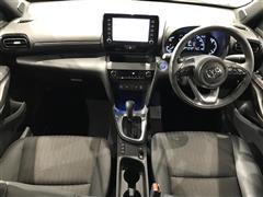 ヤリスクロス HV Z