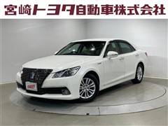 トヨタ クラウン HV ロイヤルサルーン