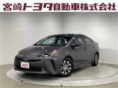 トヨタ プリウス A