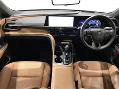 クラウン スポーツ Z