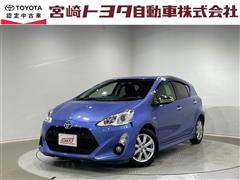 トヨタ アクア G